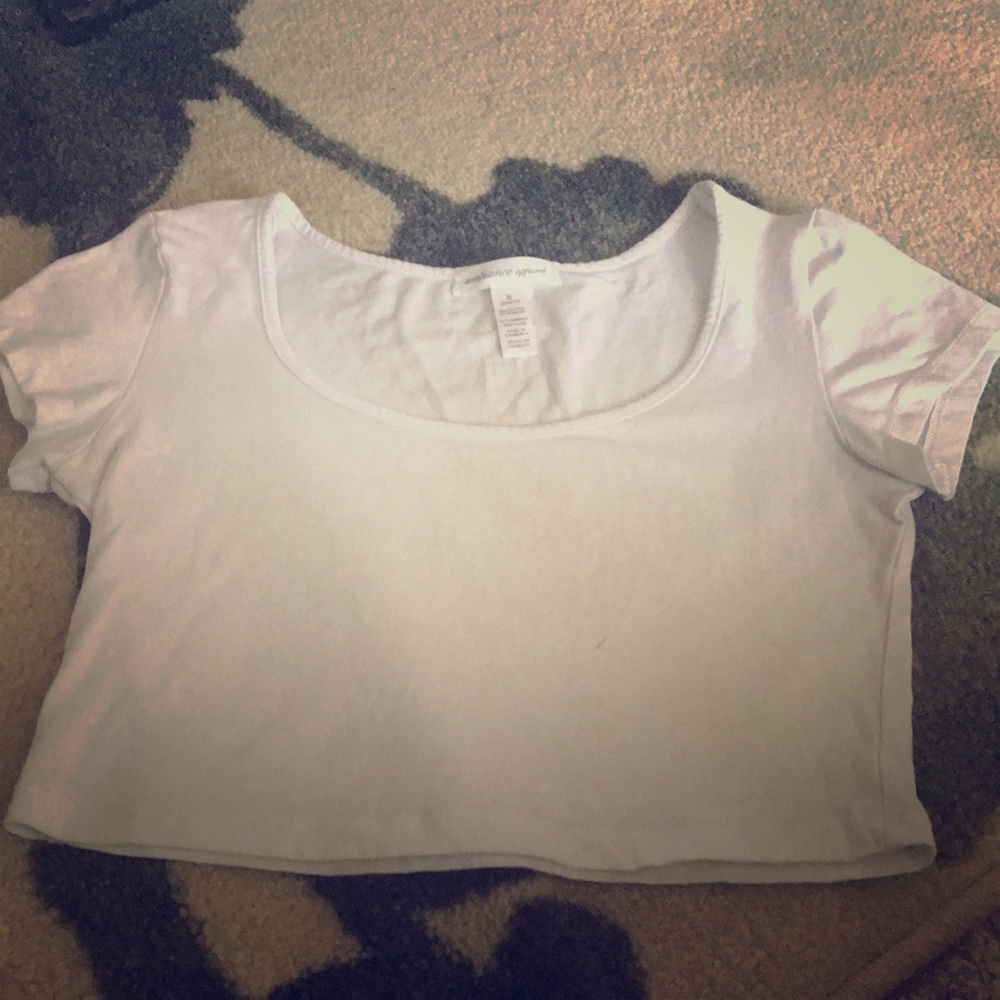 White crop top🙌🏾